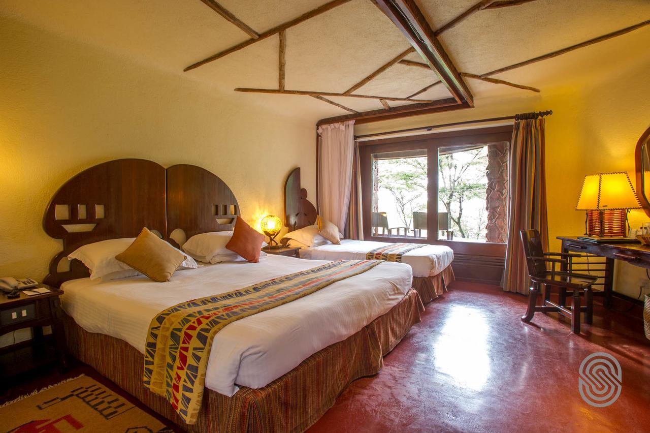 Serengeti Serena Safari Lodge ภายนอก รูปภาพ